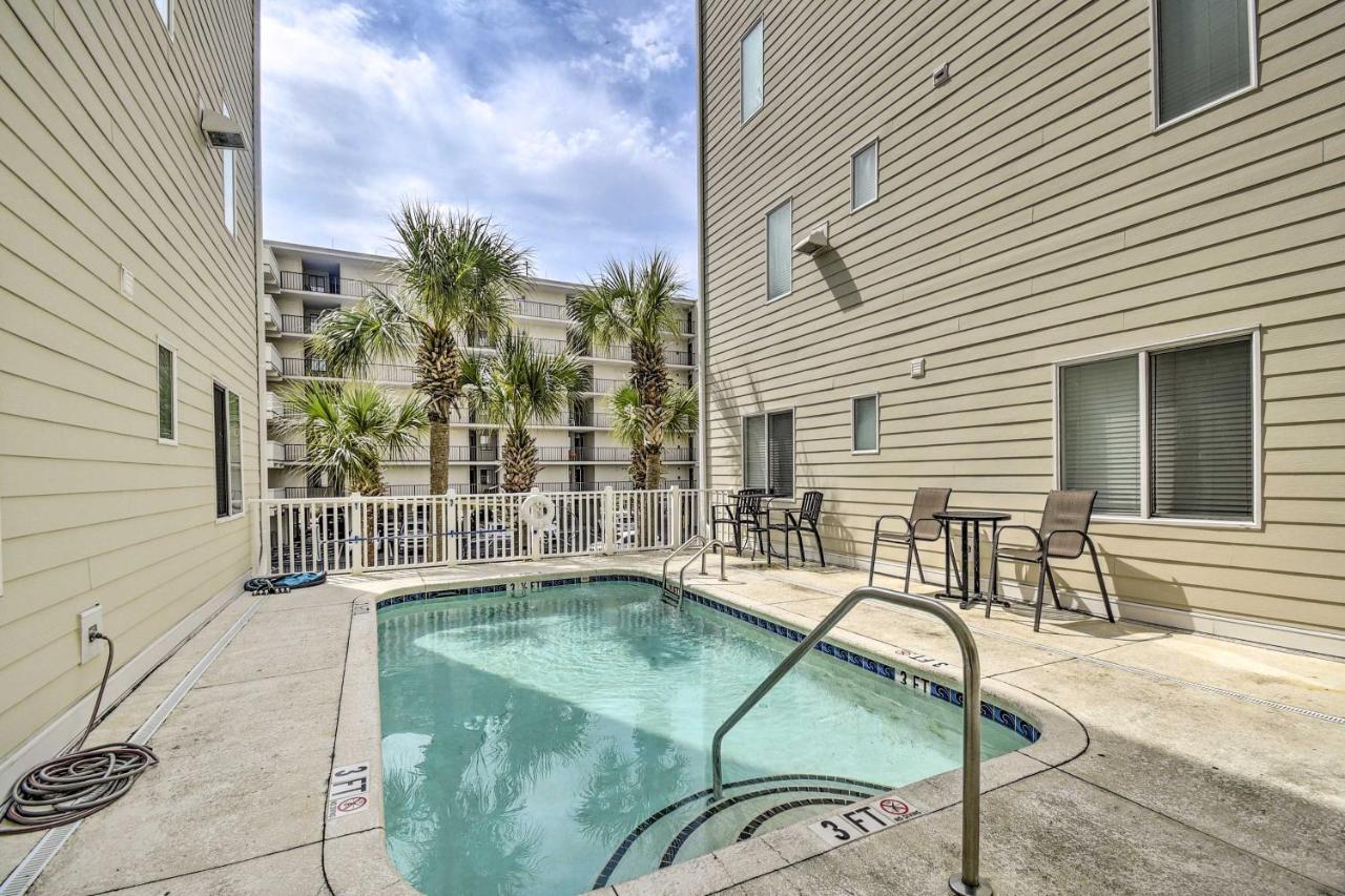 Roomy North Myrtle Beach Condo, Walk To Beach Eksteriør billede